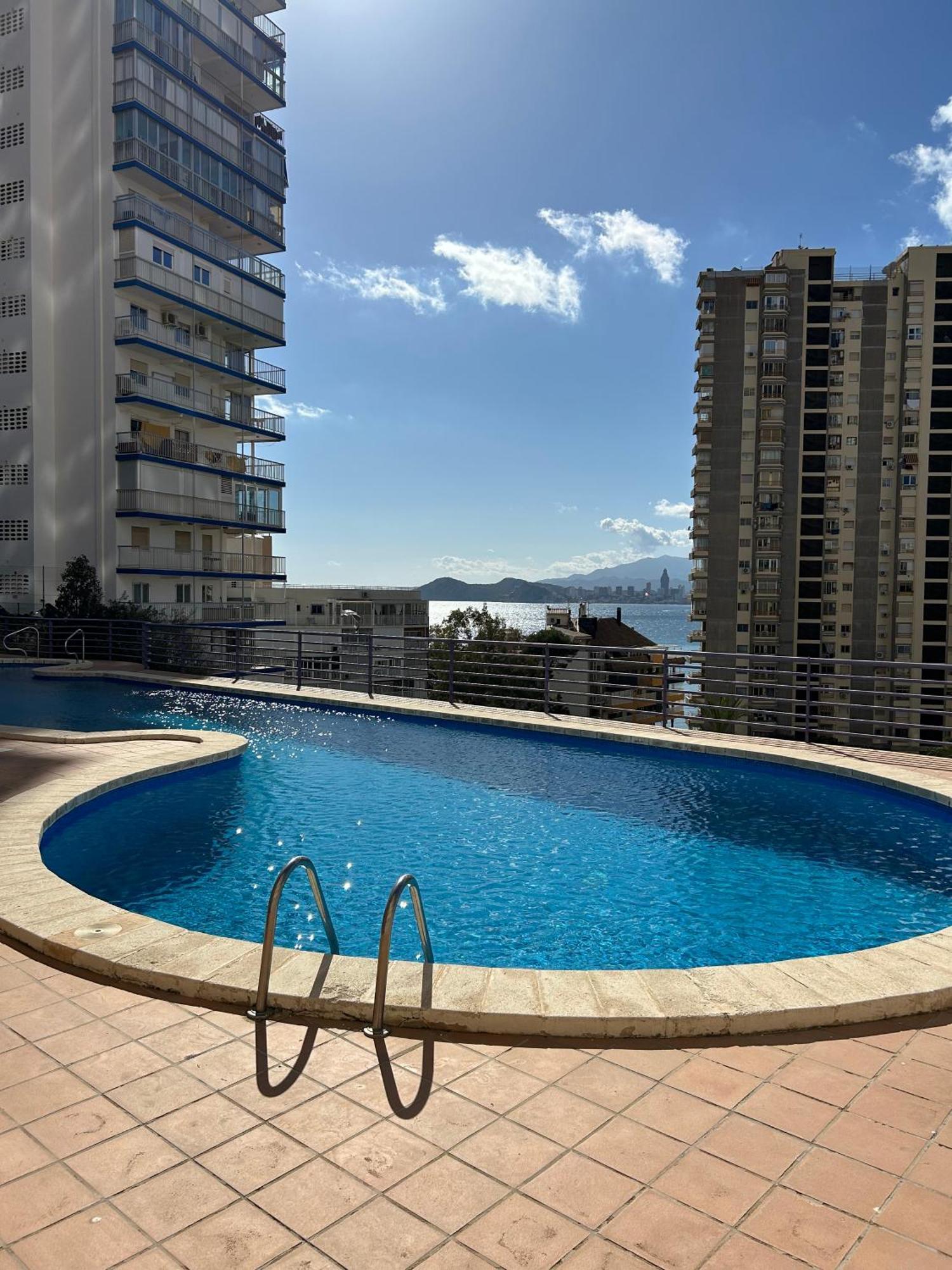 Apartamento Con Preciosas Vistas Y Piscina เบนิดอร์ม ภายนอก รูปภาพ